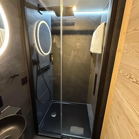 Athénée 15 By Hbv * Verbier