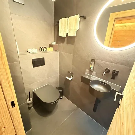 Athenee 15 By Hbv Apartment