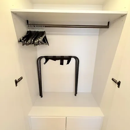 Athenee 15 By Hbv * וורבייה