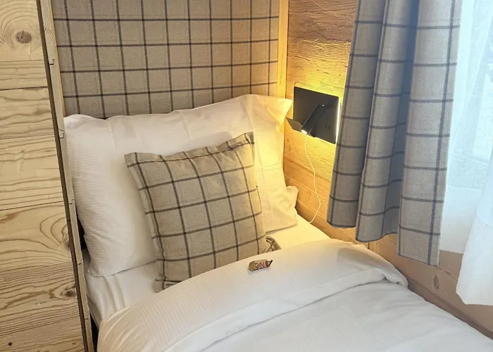 Daire Athenee 15 By Hbv