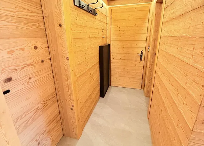 Athenee 15 By Hbv Daire